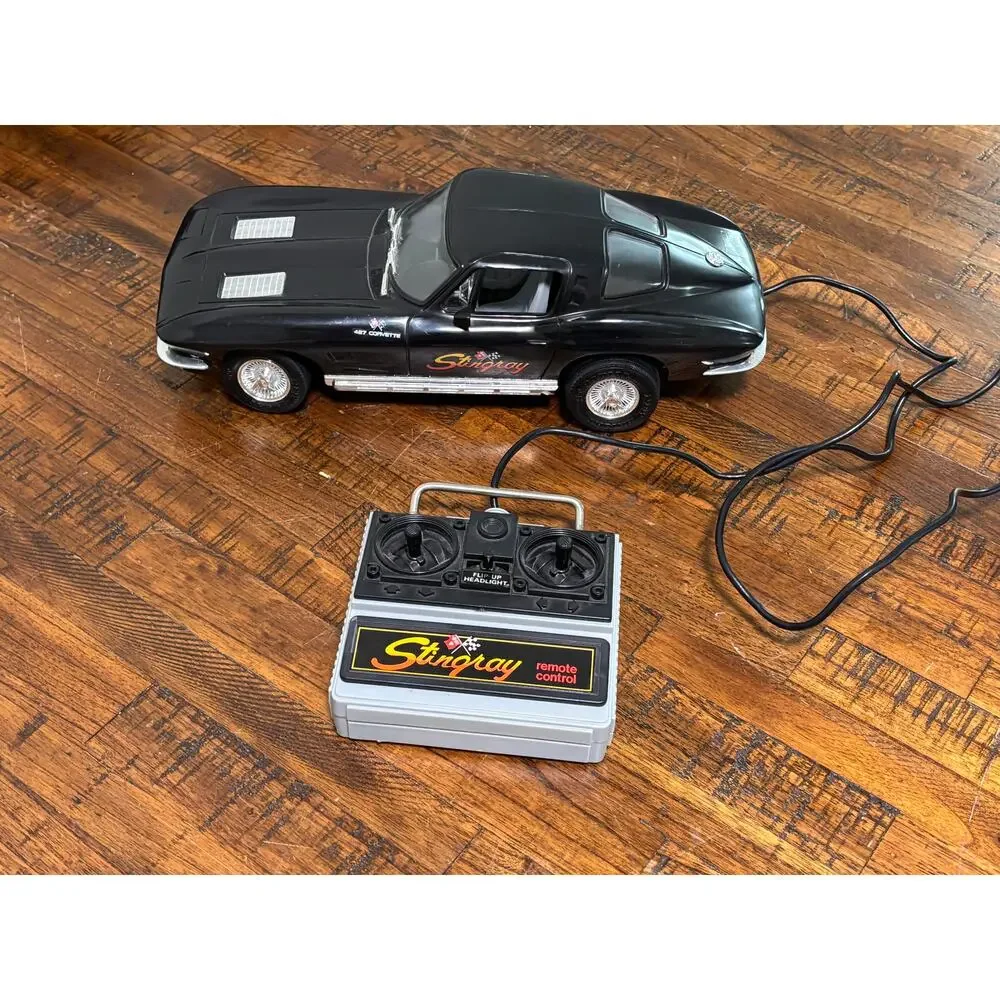 1986 New Bright Black Chevrolet Chevy 427 Corvette Stingray RC Toy Model Car